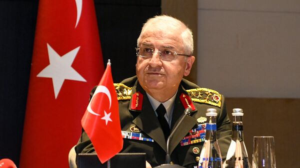 Türkiyə Respublikasının Baş Qərargah rəisi, ordu generalı Yaşar Güler - Sputnik Azərbaycan
