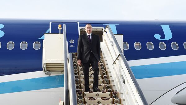 Президент Ильхам Алиев прибыл с официальным визитом в Туркменистан - Sputnik Азербайджан