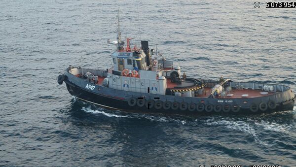 Три корабля ВМС Украины нарушили госграницу РФ и движутся к Керченскому проливу - Sputnik Азербайджан