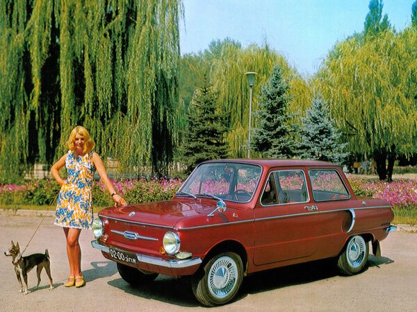 Реклама советского автомобиля ЗАЗ-968АЕ - Sputnik Азербайджан