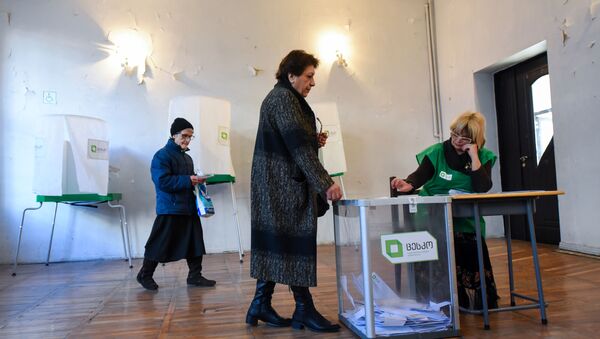 Голосование на выборах президента в Грузии - Sputnik Azərbaycan