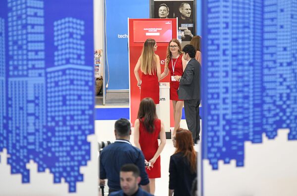 24-я Азербайджанская Международная Выставка и Конференция Телекоммуникации, Инновации и Высокие Технологии - Sputnik Азербайджан
