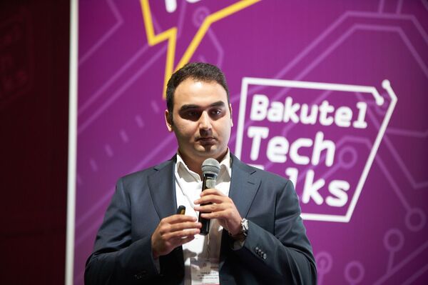 На Bakutel Tech Talks можно узнать, как уберечь свои идеи от похищения На Bakutel Tech Talks можно узнать, как уберечь свои идеи от похищения - Sputnik Азербайджан