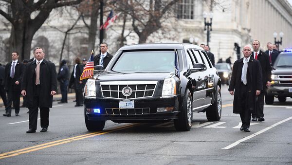 Автомобиль Cadillac One президента США Дональда Трампа - Sputnik Азербайджан