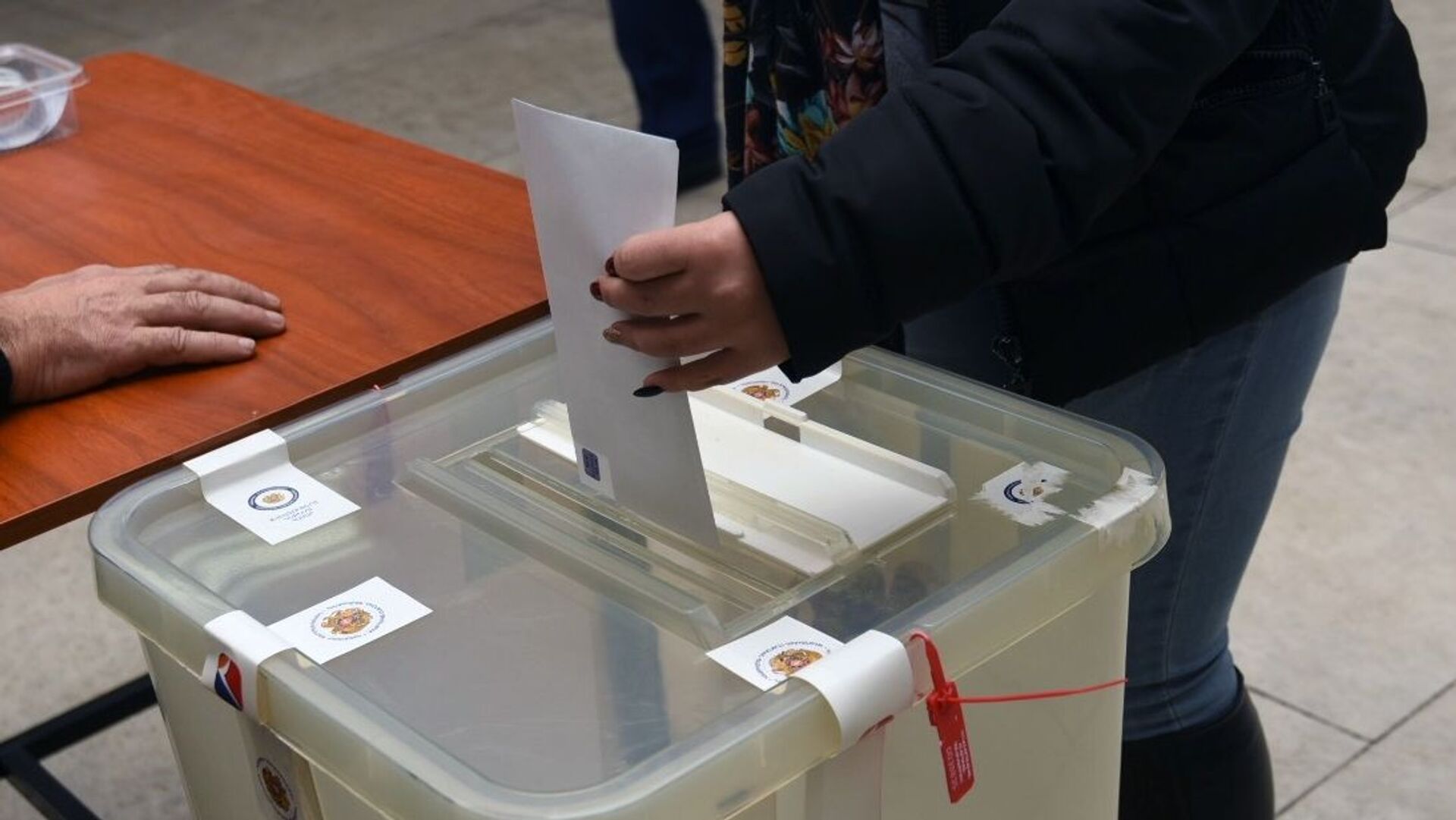 Парламентские выборы в Армении - Sputnik Азербайджан, 1920, 03.02.2022