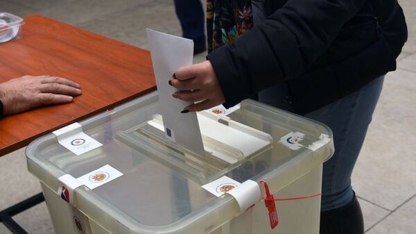 Парламентские выборы в Армении - Sputnik Azərbaycan