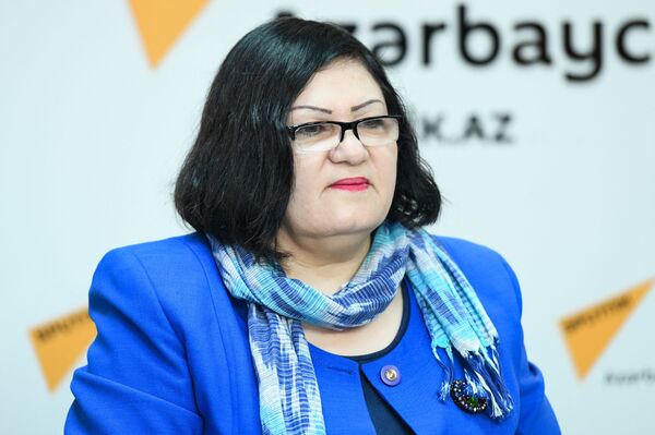 Председатель общества женщин-инвалидов Махлуга Рагимова - Sputnik Азербайджан