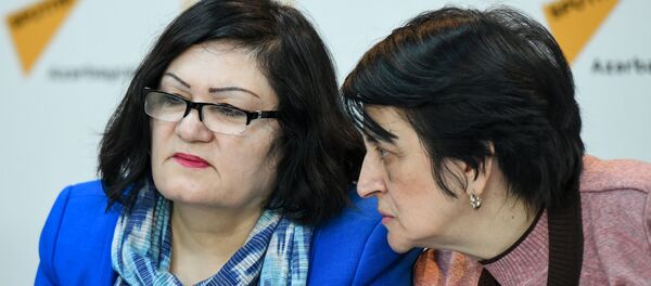 Пресс-конференция на тему Решение проблем женщин-инвалидов в Азербайджане - Sputnik Азербайджан