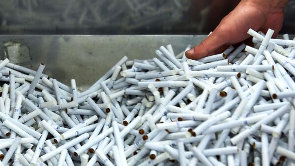 Сигареты, фото из архива - Sputnik Azərbaycan