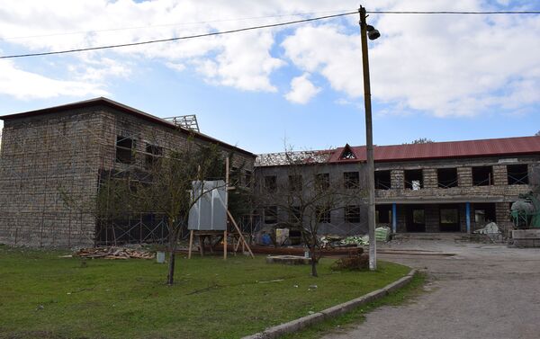 Капитальный ремонт в средней школе села Падар - Sputnik Азербайджан