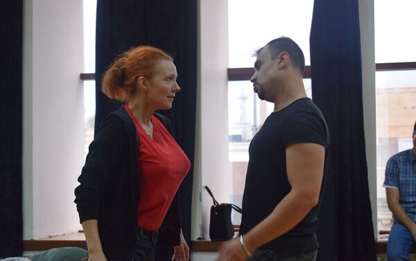 Репетиции спектакля Женитьба в Русском драматическом театре - Sputnik Азербайджан