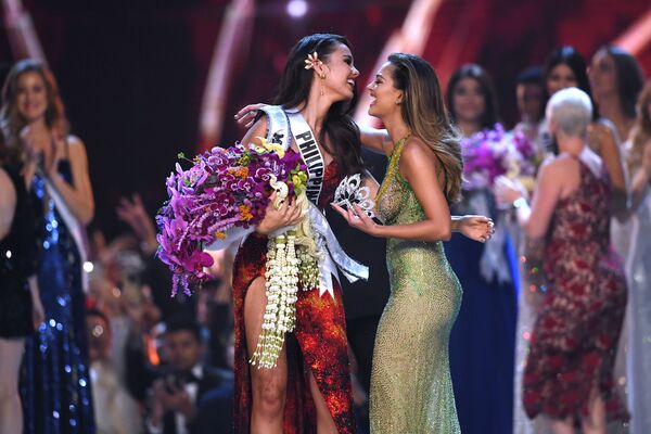 Победительница конкурса Мисс Вселенная 2018 Катриона Грей - Sputnik Азербайджан