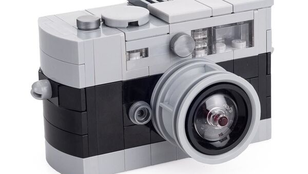 Модель камеры Leica из конструктора LEGO - Sputnik Азербайджан