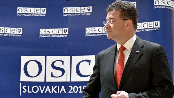 Министр иностранных дел Словакии и действующий председатель ОБСЕ Мирослав Лайчак на пресс-конференцию в рамках заседания Организации по безопасности и сотрудничеству в Европе (ОБСЕ) в Вене - Sputnik Азербайджан