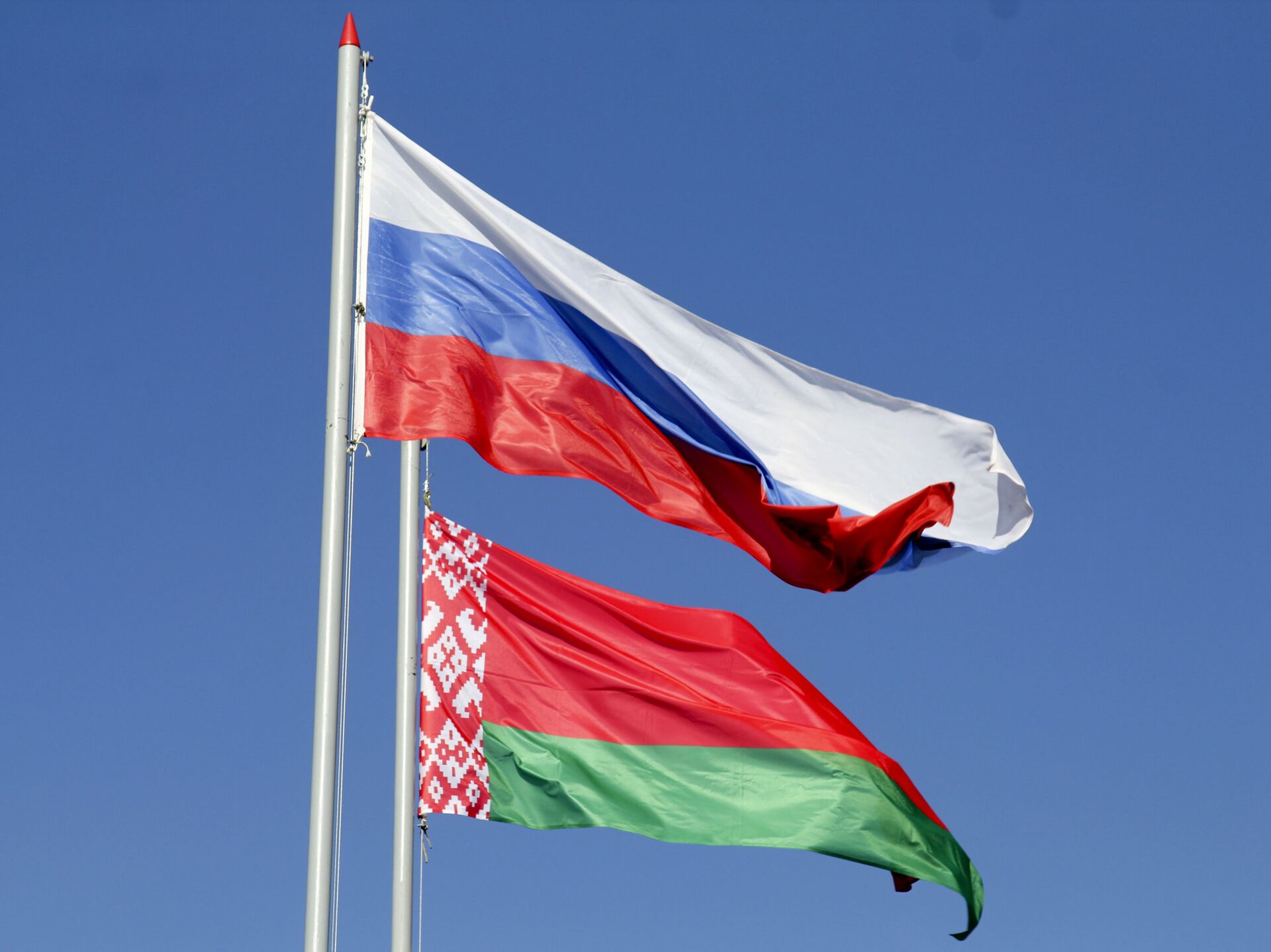 Флаги россии и белоруссии вместе фото
