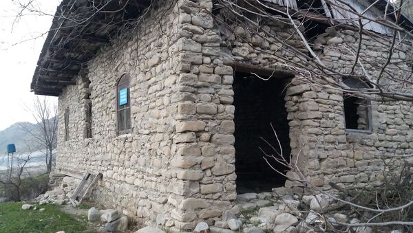 Белая мельница - построенная в XIX веке в селе Хелендж, Хызинский район - Sputnik Азербайджан