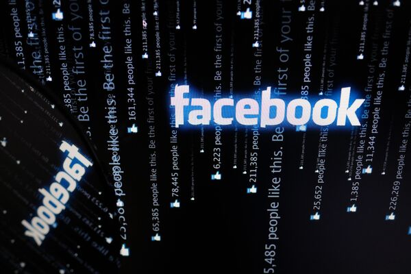 Facebook в поддержку новостной индустрии Facebook в поддержку новостной индустрии - Sputnik Азербайджан