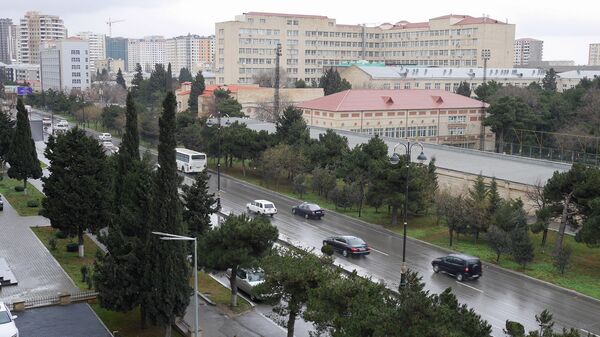 Дождливая погода в Баку - Sputnik Azərbaycan