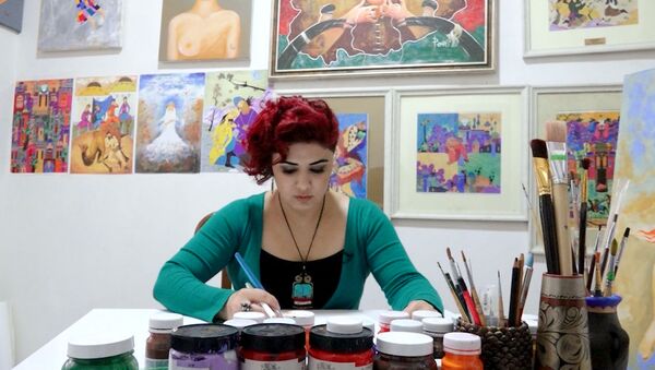 О забытом виде искусства: как художница переносит свои сказки на полотна - Sputnik Азербайджан