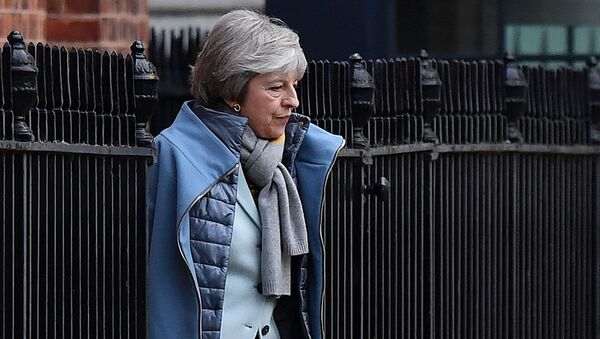 Премьер-министр Великобритании Тереза Мэй, Даунинг-стрит, 10, в центральном Лондоне - Sputnik Азербайджан