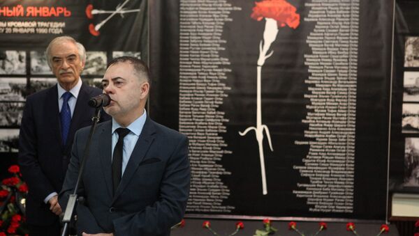 В посольстве Азербайджанской Республики в Российской Федерации состоялась церемония поминовения в связи с 29-й годовщиной трагедии 20 Января - Sputnik Azərbaycan