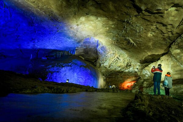 Пещера Прометея в Грузии - Sputnik Азербайджан