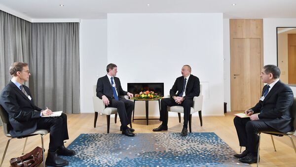 Ильхам Алиев встретился с президентом компании Visa Райаном МакИнерни - Sputnik Азербайджан