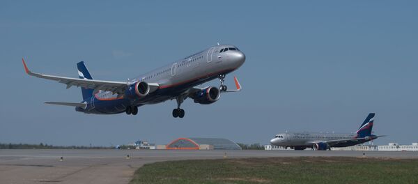 Самолет Airbus A321 авиакомпании Аэрофлот - Sputnik Азербайджан