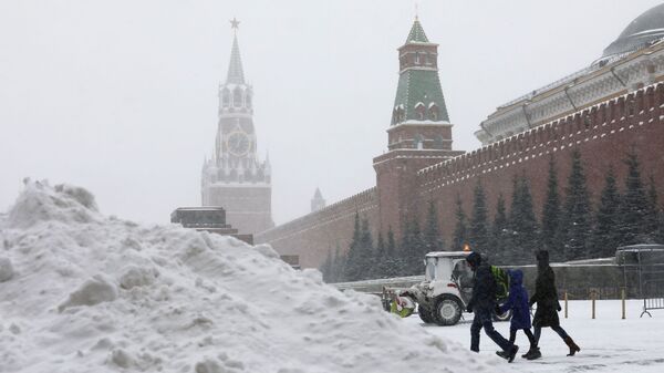 Снегопад в Москве  - Sputnik Азербайджан