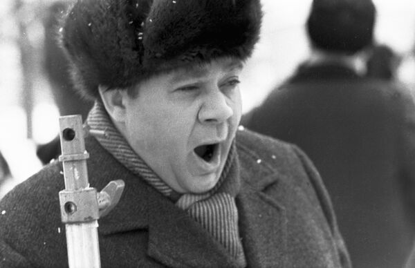 Двадцать пять лет назад миллионы людей потеряли родного Доцента - Sputnik Азербайджан