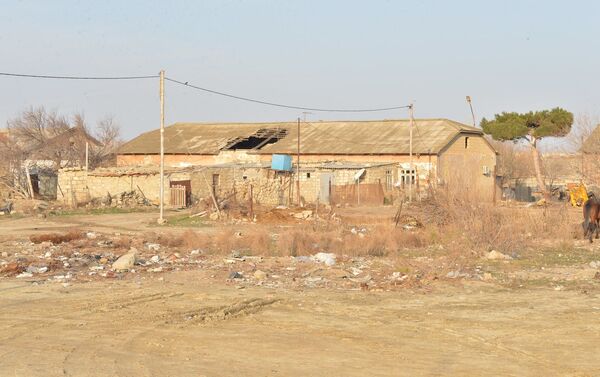 В таких ужасающих условиях жили вынужденные переселенцы - Sputnik Азербайджан