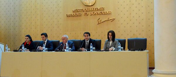 Встреча правления азербайджанской общины Нагорно-карабахского региона Азербайджана с представителями посольств зарубежных стран и международных организаций, аккредитованных в Азербайджане - Sputnik Азербайджан