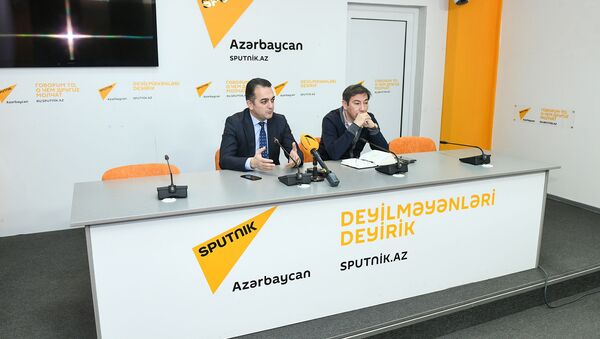 Пресс-конференция на тему Ситуация на автомобильном рынке Азербайджана - Sputnik Azərbaycan
