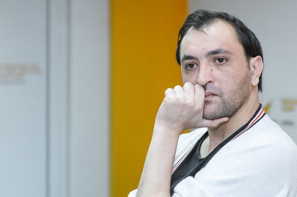 Анар Велиев, ведущий радиостанции XƏZƏR FM - Sputnik Азербайджан