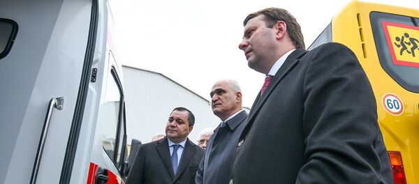 Министры экономики Азербайджана и России приняли участие в церемонии закладки в Гаджигабуле нового автомобильного завода Министры экономики Азербайджана и России приняли участие в церемонии закладки в Гаджигабуле нового автомобильного завода - Sputnik Азербайджан