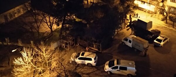 Во дворе бакинского дома обнаружена ручная граната Во дворе бакинского дома обнаружена ручная граната - Sputnik Азербайджан