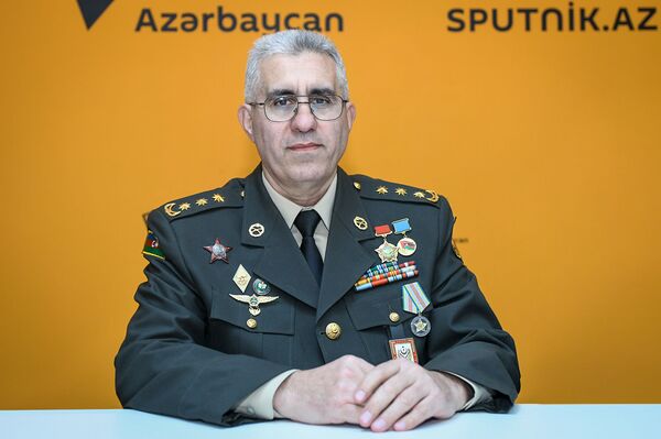 Меня хотели женить, но я выбрал Афганистан – азербайджанский полковник Меня хотели женить, но я выбрал Афганистан – азербайджанский полковник - Sputnik Азербайджан