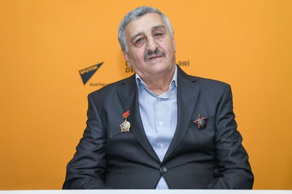Воин-афганец: мы не были политиками… Нам приказали воевать! Воин-афганец: мы не были политиками… Нам приказали воевать! - Sputnik Азербайджан