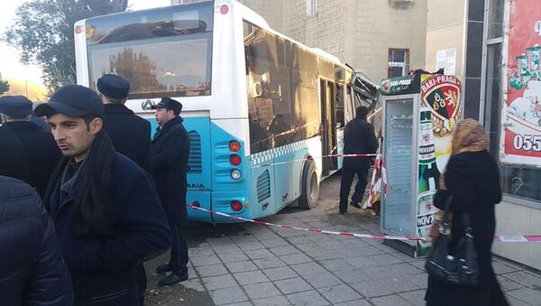 Авария автобуса в Сумгаите  - Sputnik Азербайджан