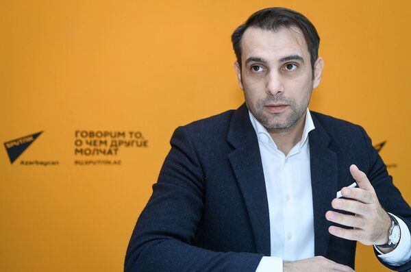 У нас людей интересует только их будущее - азербайджанский Дэвид Копперфильд У нас людей интересует только их будущее - азербайджанский Дэвид Копперфильд - Sputnik Азербайджан