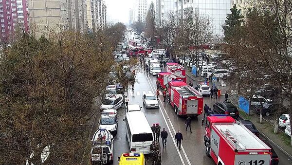 Из-за пожара образовалась пробка на улице Ш. Мехтиева - Sputnik Azərbaycan