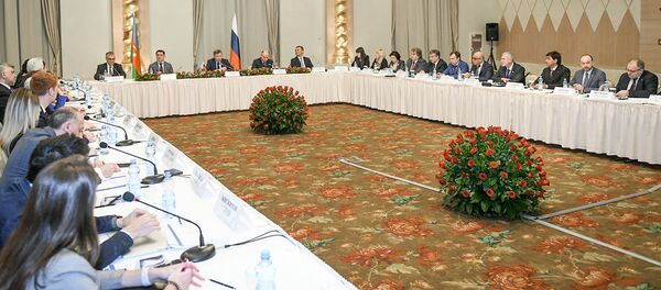 Конференция Построение общего будущего, поиск общего прошлого и развитие общего настоящего Конференция Построение общего будущего, поиск общего прошлого и развитие общего настоящего - Sputnik Азербайджан