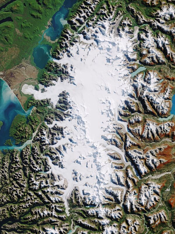 Северное Патагонское ледниковое плато из космоса - Sputnik Азербайджан