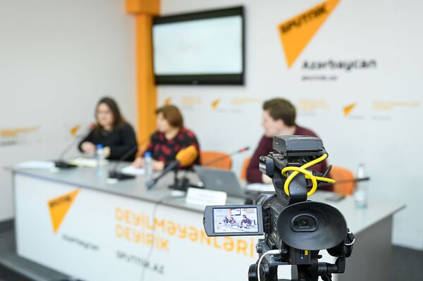 Очередной мастер-класс по онлайн-медиа для представителей азербайджанских СМИ в рамках образовательной программы SputnikPro  - Sputnik Азербайджан