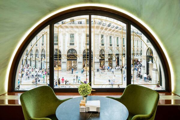 Чтоб мы так жили: Prada открывает кондитерскую в Лондоне Чтоб мы так жили: Prada открывает кондитерскую в Лондоне - Sputnik Азербайджан