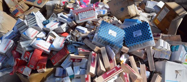 В Азербайджане уничтожена крупная партия некачественных лекарств В Азербайджане уничтожена крупная партия некачественных лекарств - Sputnik Азербайджан