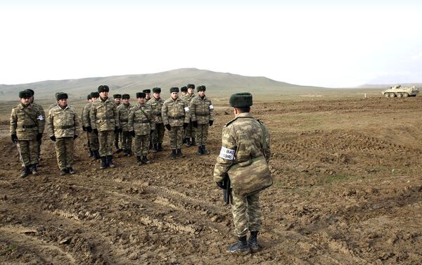 Проверяется уровень подготовки командиров батальонов - Sputnik Азербайджан