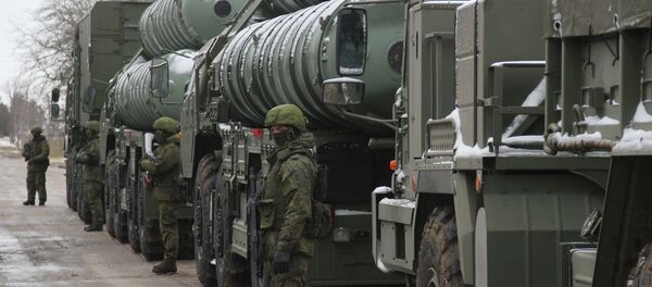 Дивизион зенитной ракетной системы С-400 Триумф завершил испытания - Sputnik Азербайджан