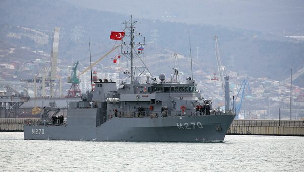 Türkiyə HDD döyüş gəmilərinin Novorossiysk limanına gəlişi - Sputnik Azərbaycan