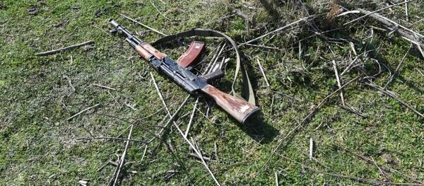 Азербайджанские пограничники пресекли попытку нарушения государственной границы вооруженными лицами из Ирана Азербайджанские пограничники пресекли попытку нарушения государственной границы вооруженными лицами из Ирана - Sputnik Азербайджан